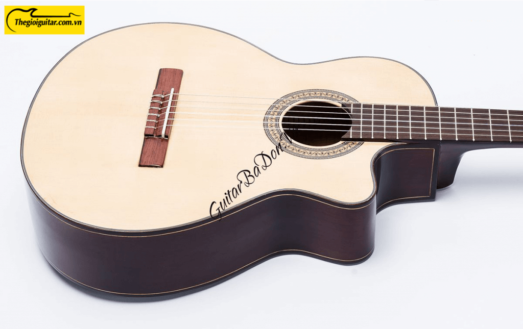 Các góc ảnh của Đàn Guitar Classic C150J Website : Thegioiguitar.com.vn Hotline : 0865 888 685
