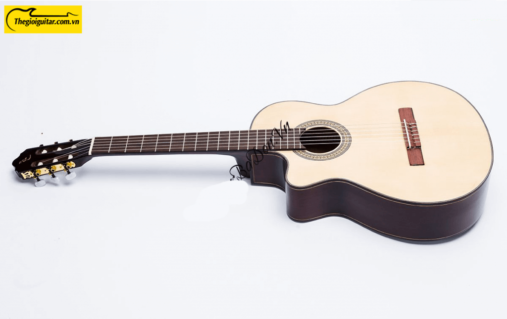 Các góc ảnh của Đàn Guitar Classic C150J Website : Thegioiguitar.com.vn Hotline : 0865 888 685 Các góc ảnh của Đàn Guitar Classic C150J Website : Thegioiguitar.com.vn Hotline : 0865 888 685