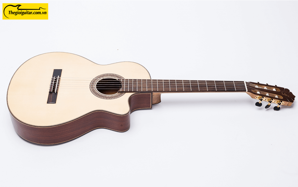 Các góc ảnh của Đàn Guitar Classic C-350J-Body Website : Thegioiguitar.com.vn Hotline : 0865 888 685 Các góc ảnh của Đàn Guitar Classic C-350J-Body Website : Thegioiguitar.com.vn Hotline : 0865 888 685