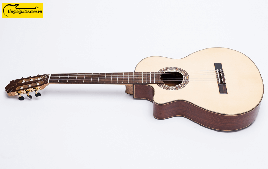 Các góc ảnh của Đàn Guitar Classic C-350J-Body Website : Thegioiguitar.com.vn Hotline : 0865 888 685